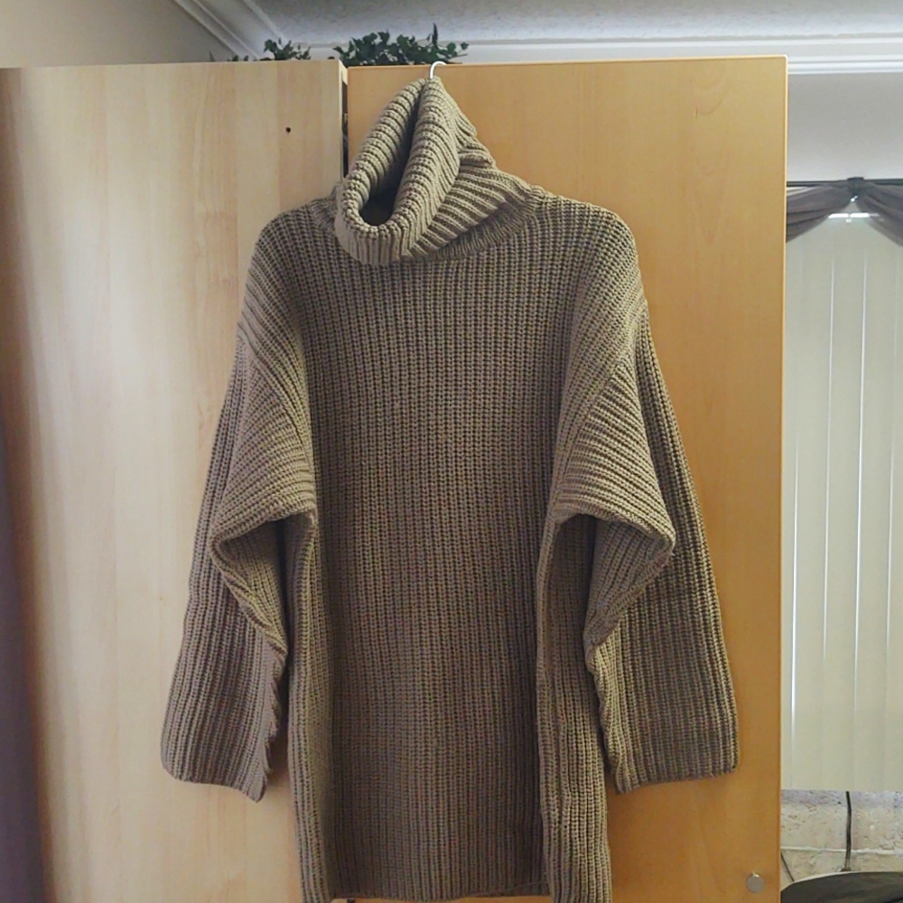 Outer Sweater - image 1